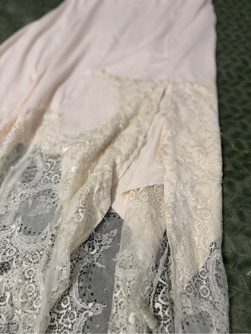 Women's Maxi Lace Hem Skirt in Light Pink - Picture 4 of 5